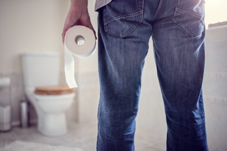 Do Men Poop More Than Women? Get the answer Straight!